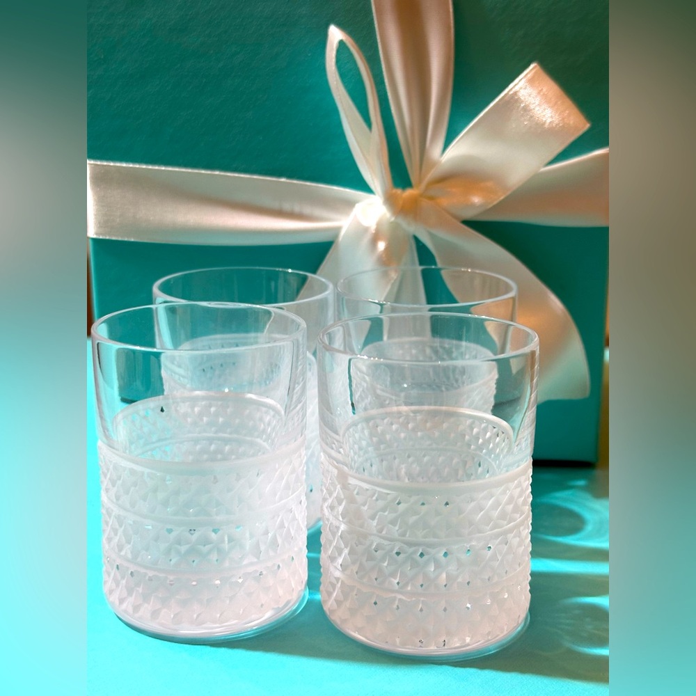 NEW Tiffany & Co. Diamond Point Crystal Shot glass set of 4